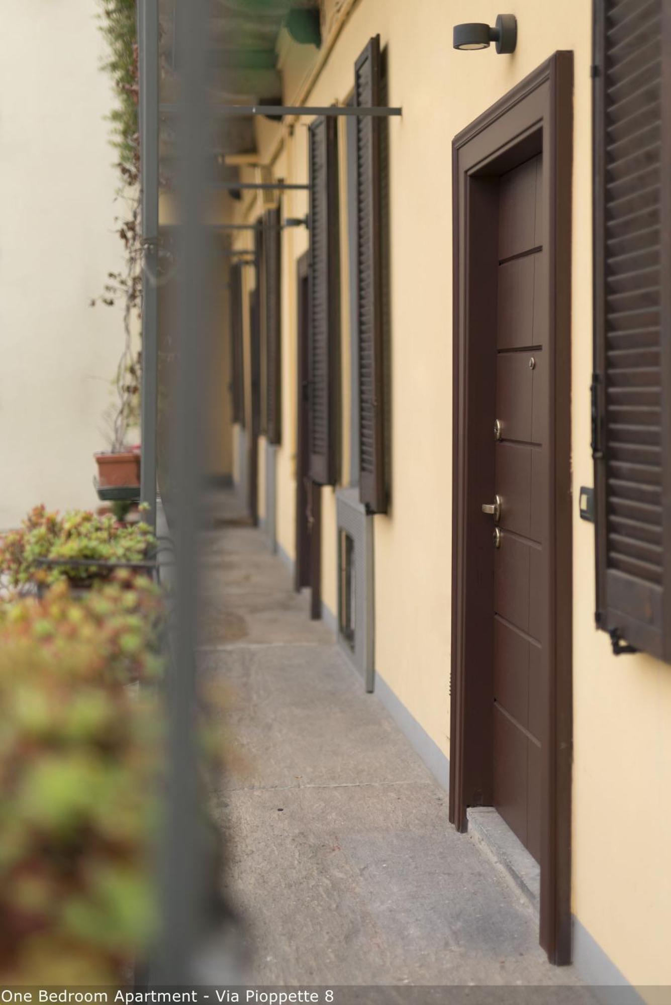 Brera Apartments In Porta Ticinese Milán Exterior foto